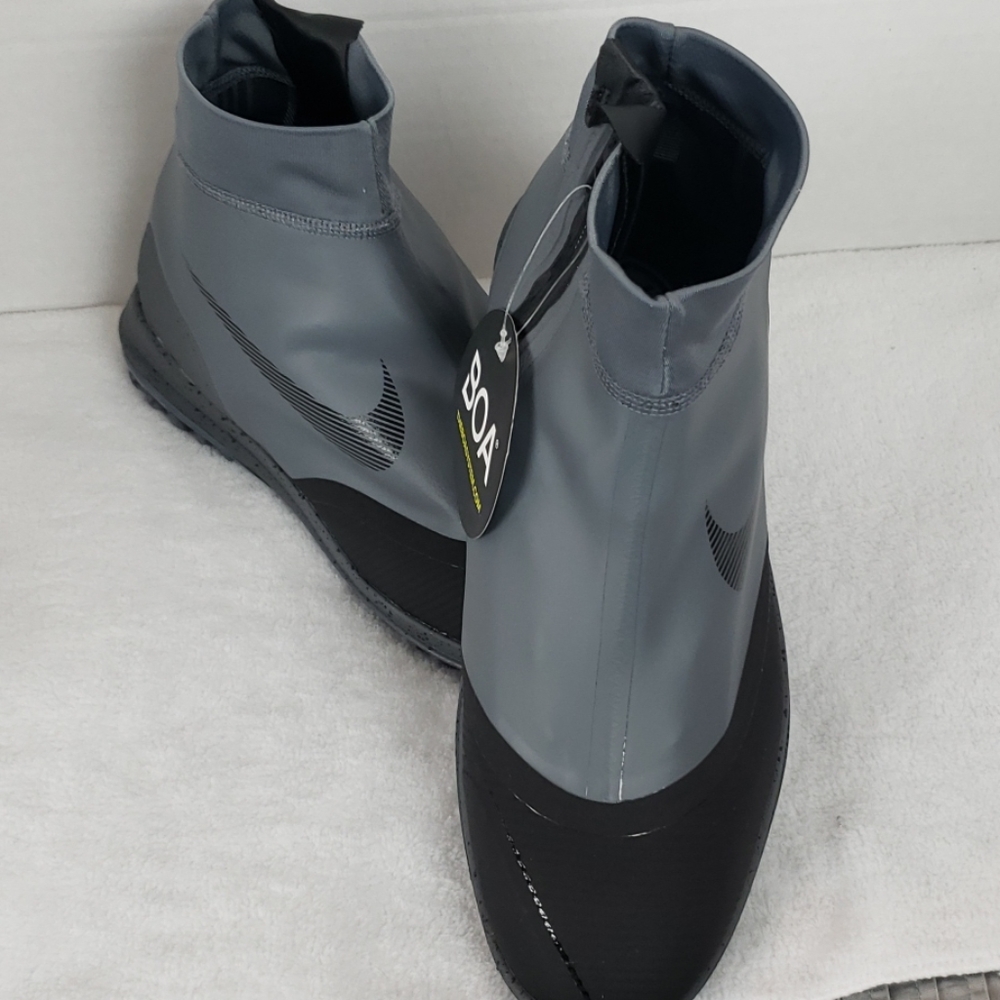 Nike | NWT Lunar Vapor Storm Golf Shoe Size 10